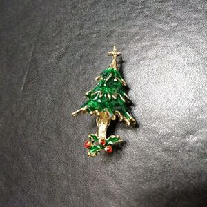 Vintage Gold tone Christmas tree pin